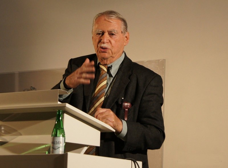 In Memoriam Professor Dr. Wilhelm Hankel sabnsn